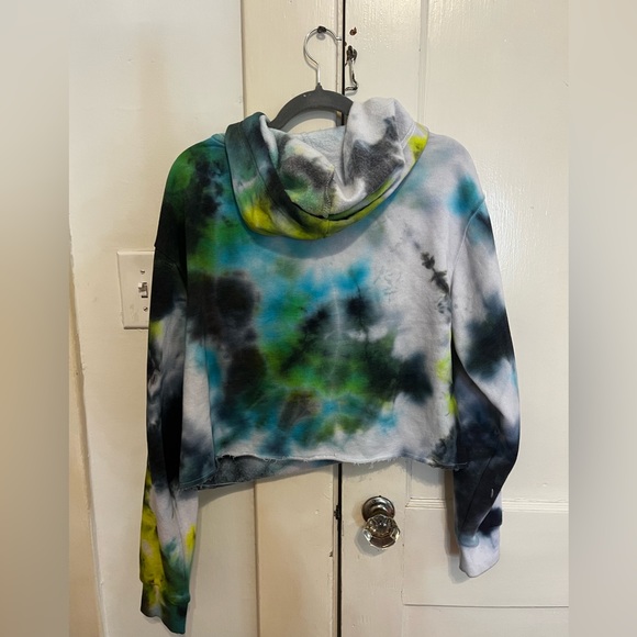 Boutique Custom Hand TieDye Drawstring Cropped Hoodie - Picture 4 of 4